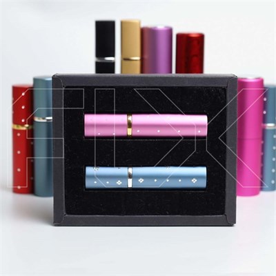 Акция_Парфюм-бокс с черной бархатной вкладкой для помадок 10 мл, черный 0_K021-30x123x148 (P001-10) BLACK - фото 18579