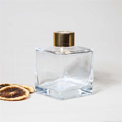 Флакон для аромадиффузора, 140мл, квадрат (золотистый) 0_D002-140-GOLD - фото 19110
