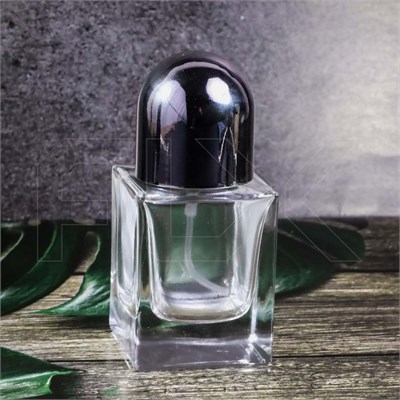 Атомайзер, 30мл, квадрат, серебристая крышка-купол 0_S223-30 SILVER - фото 19466