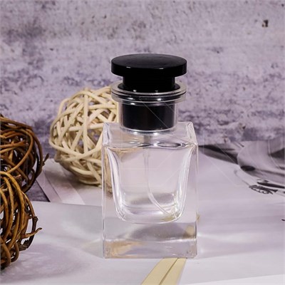 Атомайзер, 30мл, квадрат, черная крышка/пластик 0_S307-30 BLACK