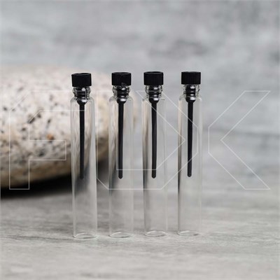 Фиолка, 3мл, прозрачное стекло, черная крышка (кратно 100) 0_F001-3 BLACK