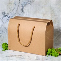 Подарочная коробка с ручками 20х11х15 см (кратно 12) K028-20x11x15:KB